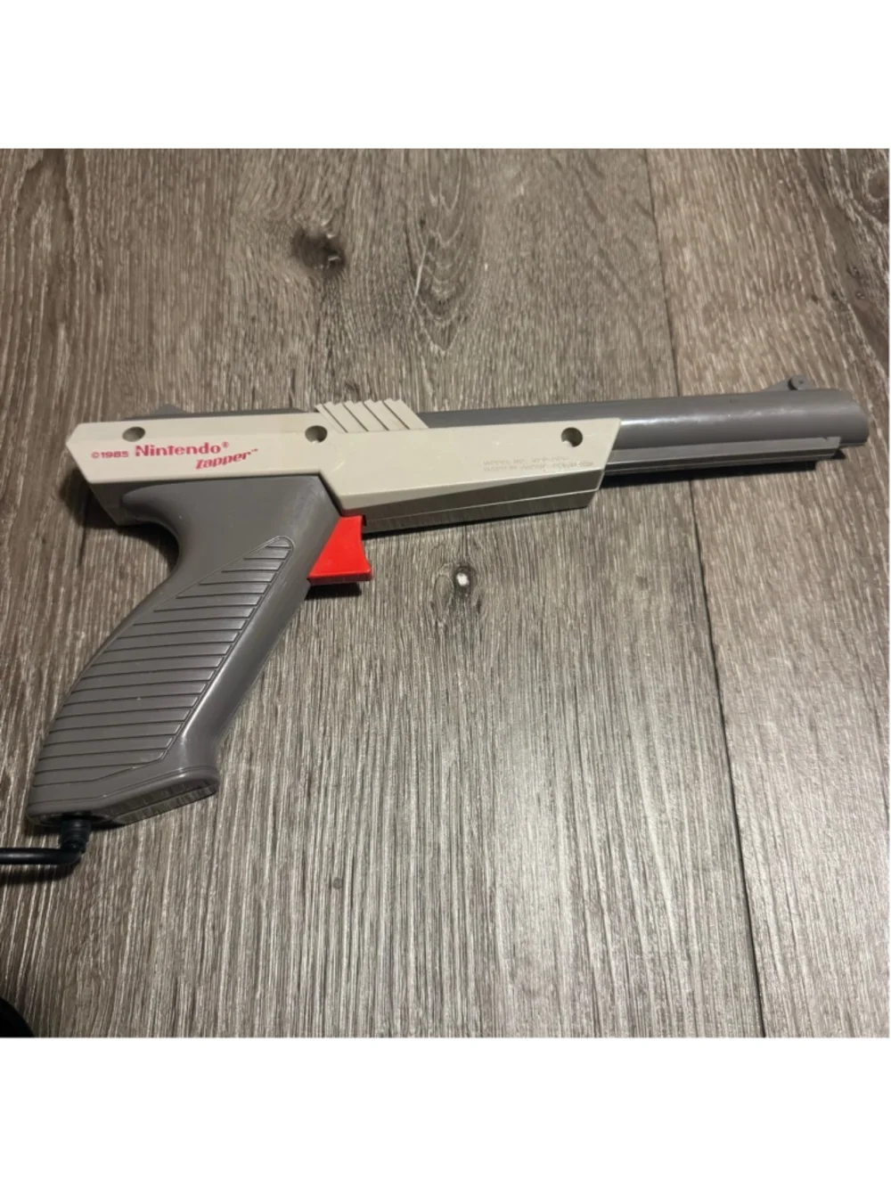 1985 Nintendo Zapper NES-005 Light Gun Controller One Size Gray White